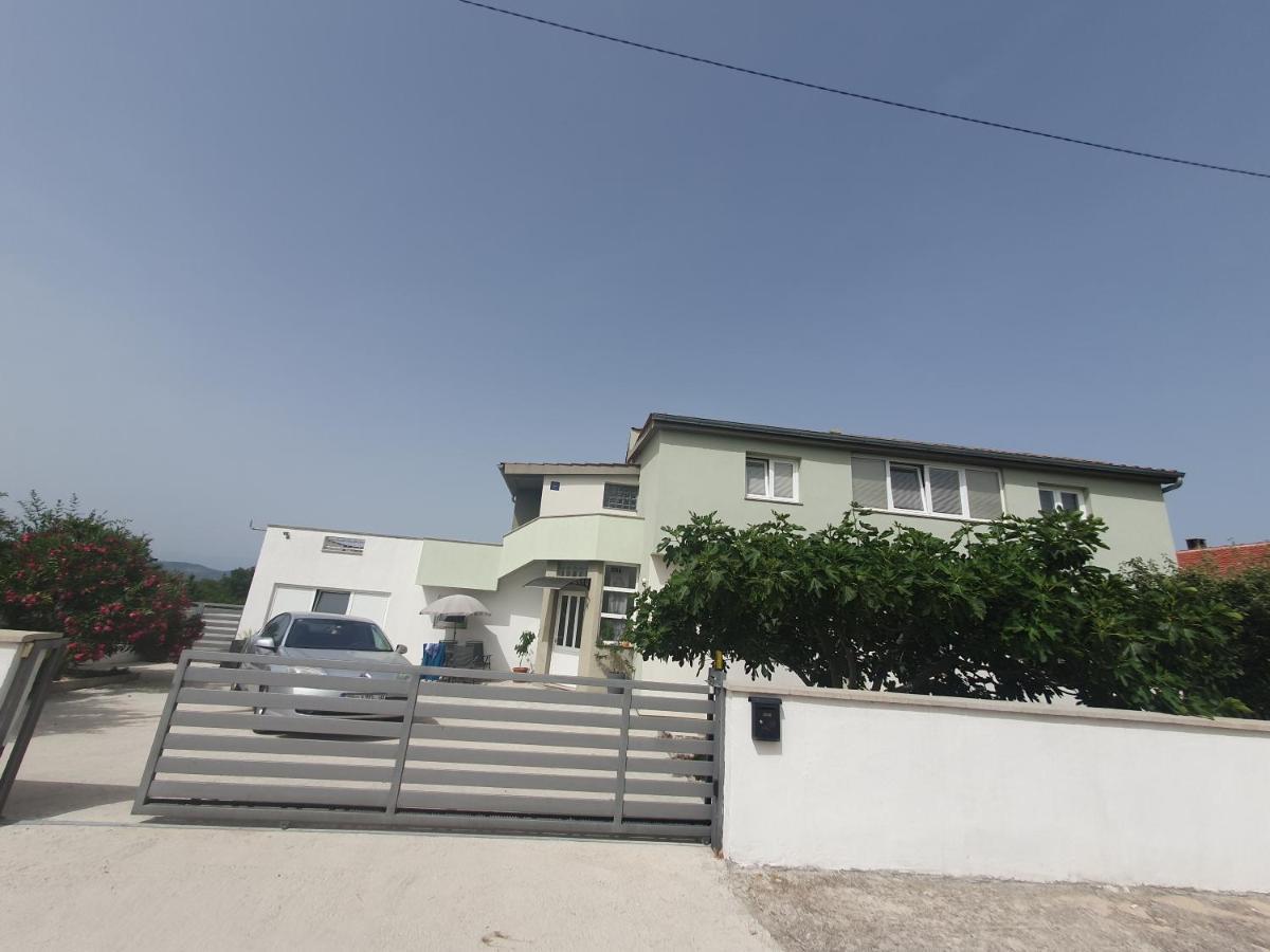 Apartments Jelinic Polaca Exterior photo